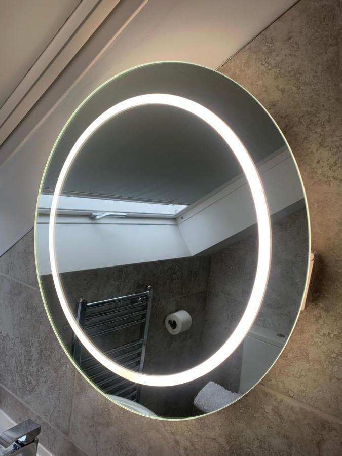 Cosy Beautiful One Bedroom Flat Dorking Dış mekan fotoğraf
